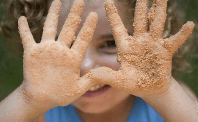parasitoen infekzioa esku zikinen bidez